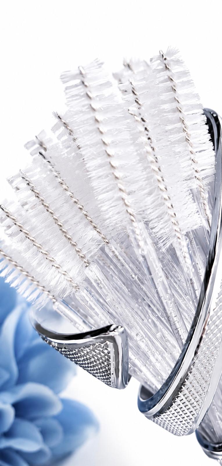 Lash Brush
