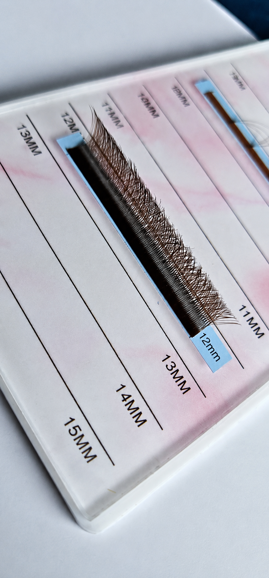 4W CC curl - Pre-made Brown Lashes