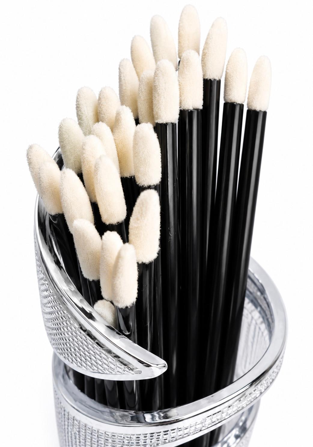 Lip gloss applicator wand,