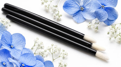 Lip gloss applicator wand,